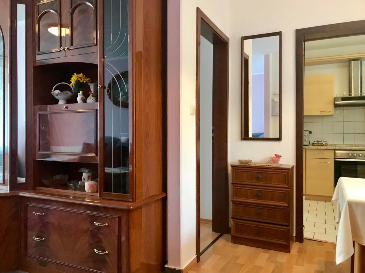 Profair Near Exhibition Center Apartment *